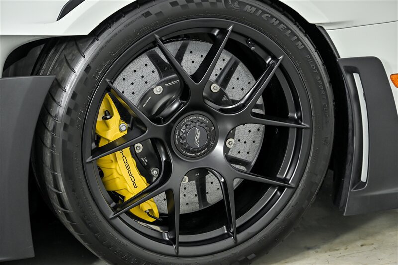 Used 2024 Porsche 911 GT3 RS RWD image 14