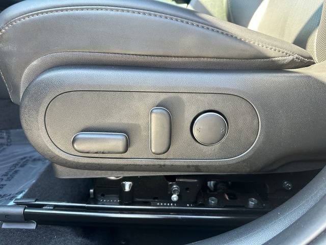 Used 2024 Hyundai Kona Limited image 26