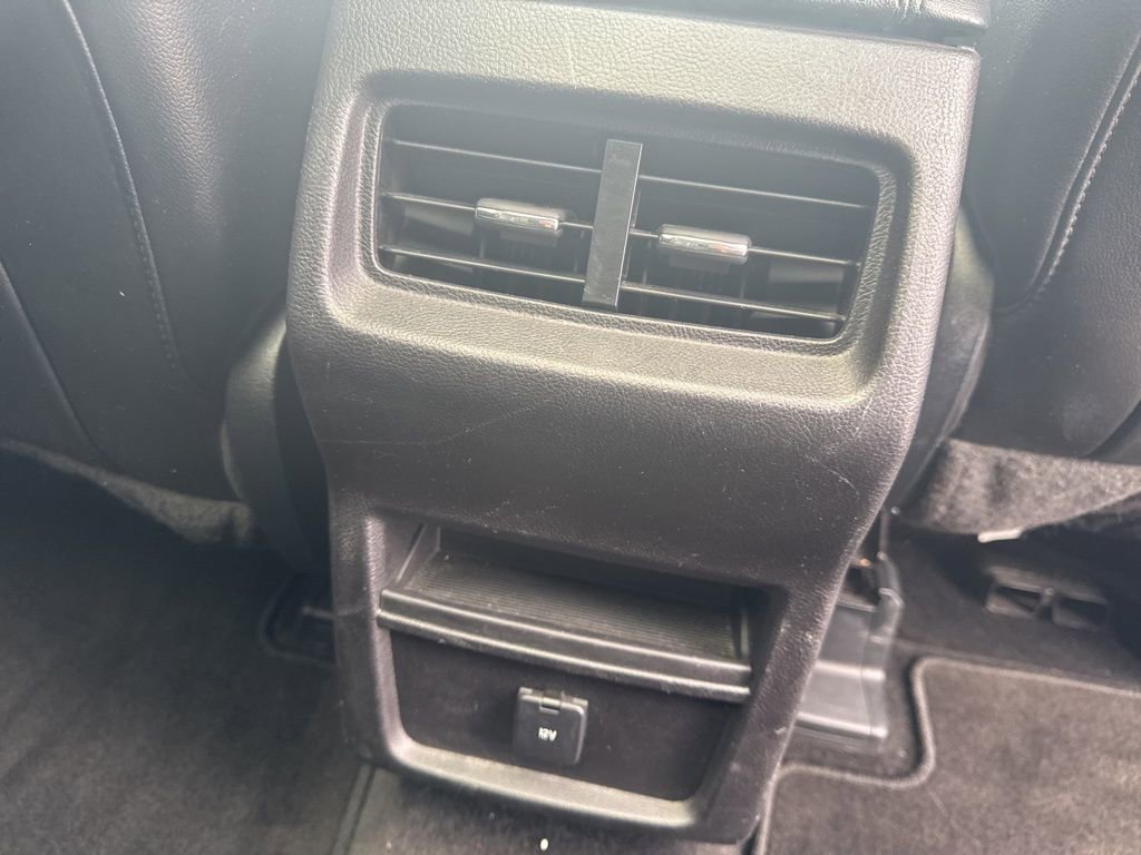 Used 2015 Ford Edge SEL w/ Equipment Group 201A image 40