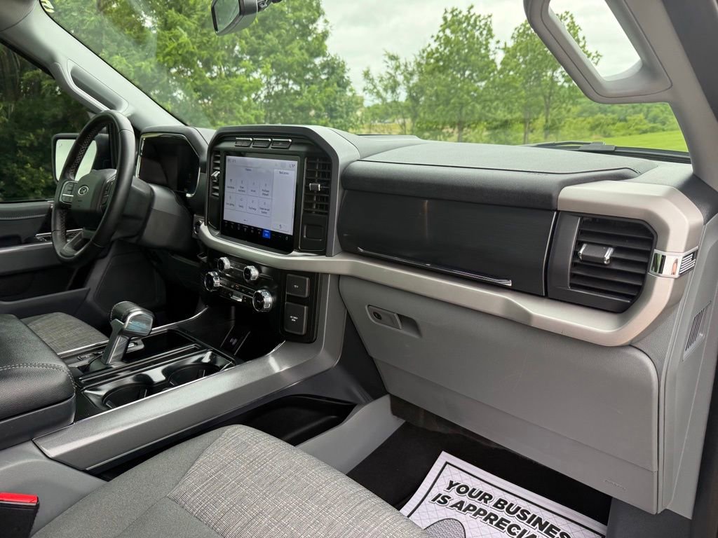 Used 2023 Ford F150 Lightning XLT AWD/4WD image 22