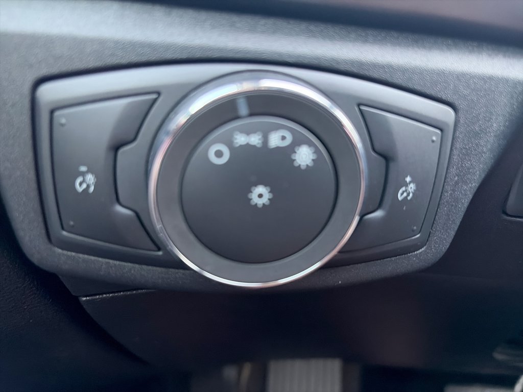 Used 2020 Ford Fusion S FWD image 18