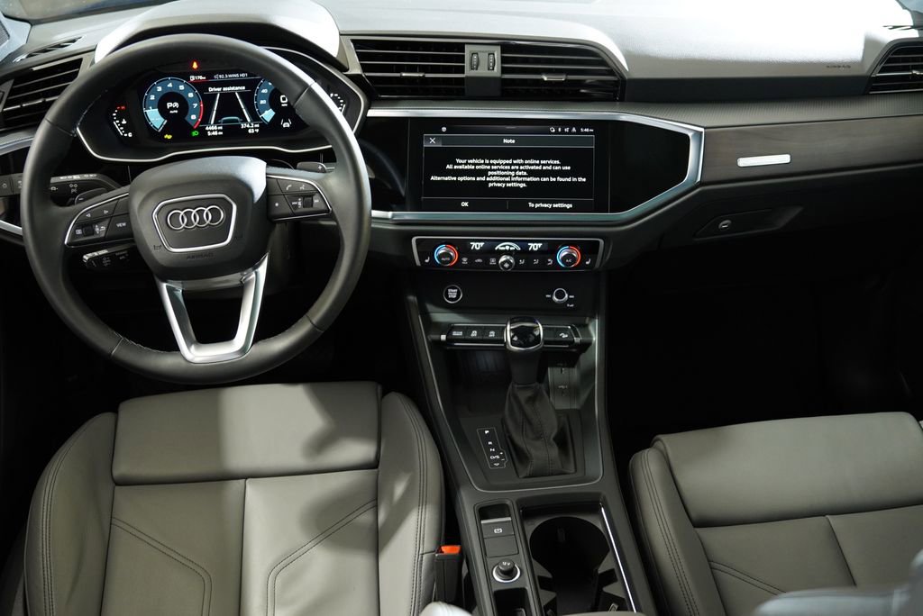Certified 2025 Audi Q3 2.0T Premium w/ Convenience Package image 12
