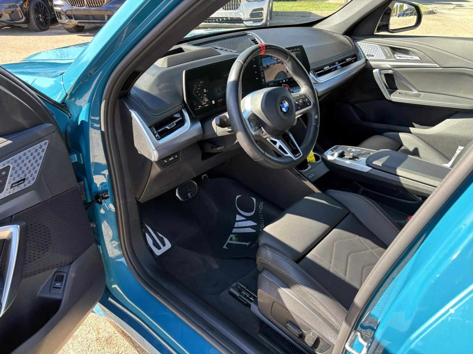 Used 2025 BMW X1 M35i image 25