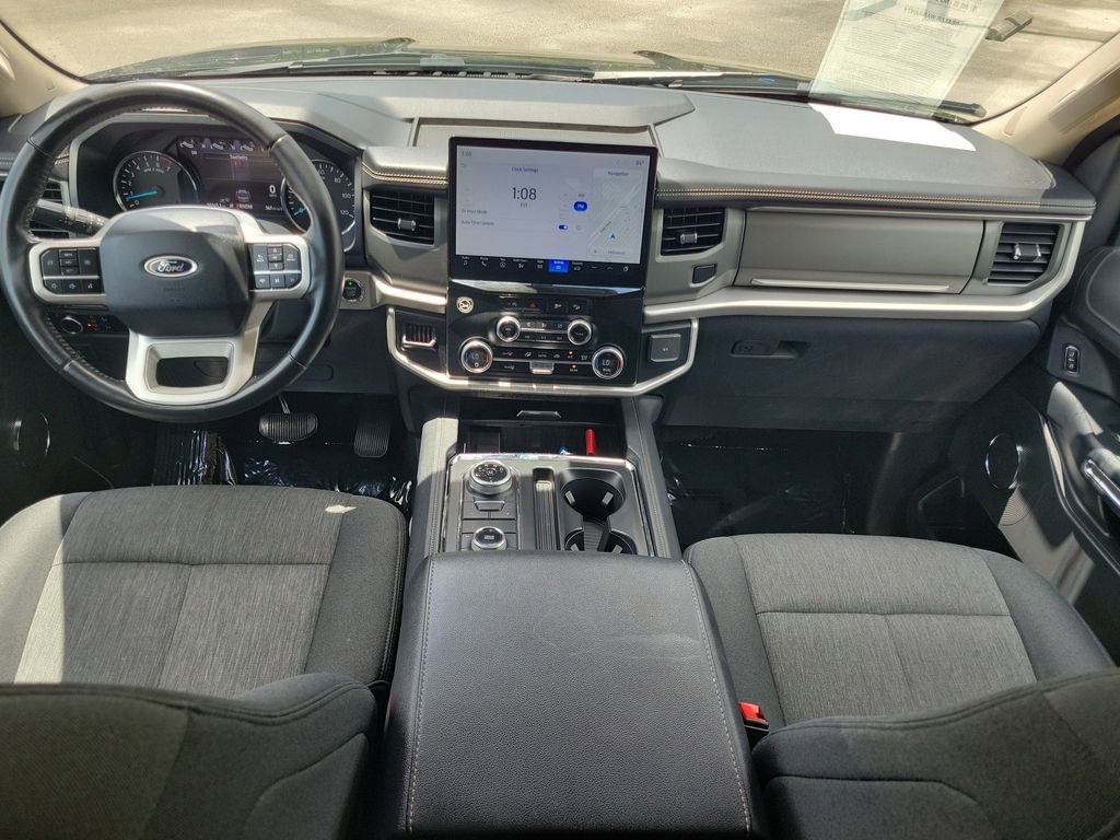 Used 2024 Ford Expedition Max XLT AWD/4WD image 16