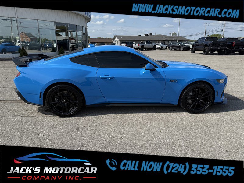 Used 2024 Ford Mustang GT Premium image 2