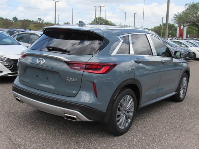 Used 2023 INFINITI QX50 Luxe FWD image 3