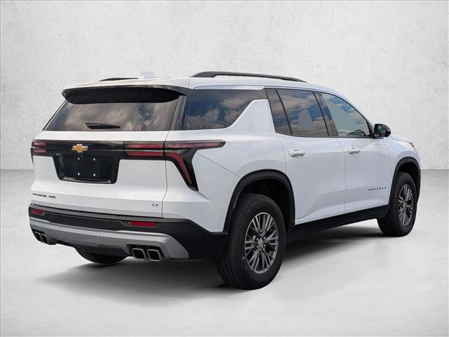 Used 2024 Chevrolet Traverse LT AWD/4WD image 5