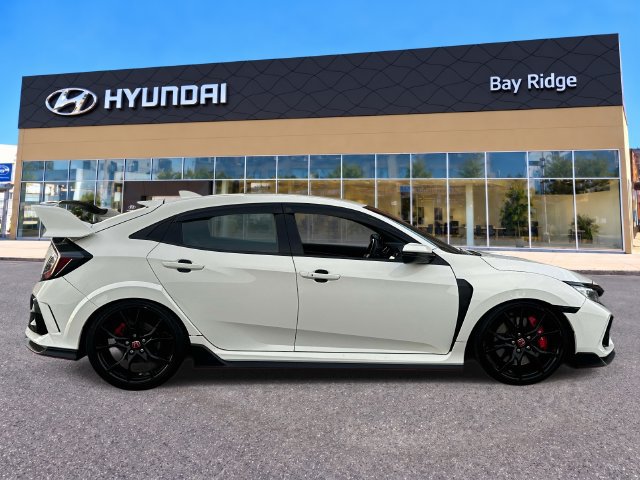 Used 2021 Honda Civic Type R image 2