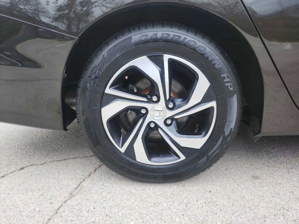 Used 2016 Honda Accord LX image 11