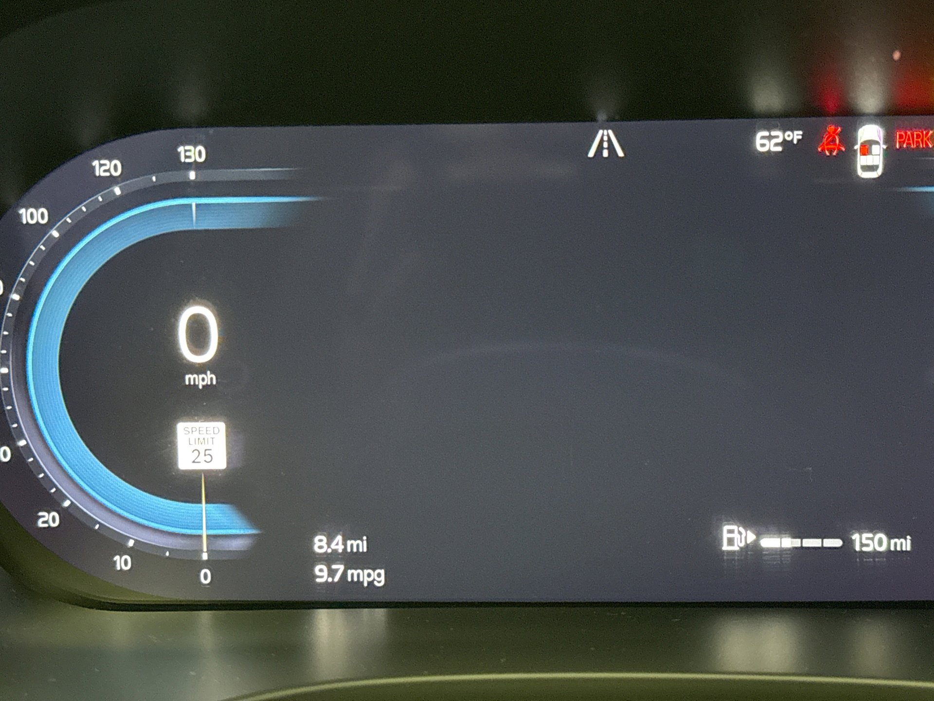 Used 2023 Volvo XC60 B5 Plus image 13