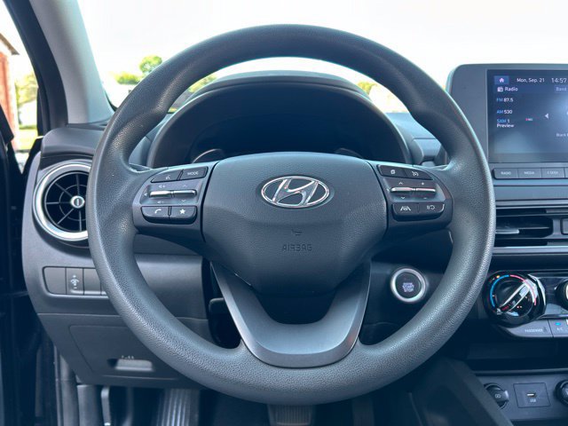 Used 2022 Hyundai Kona SEL AWD/4WD image 36