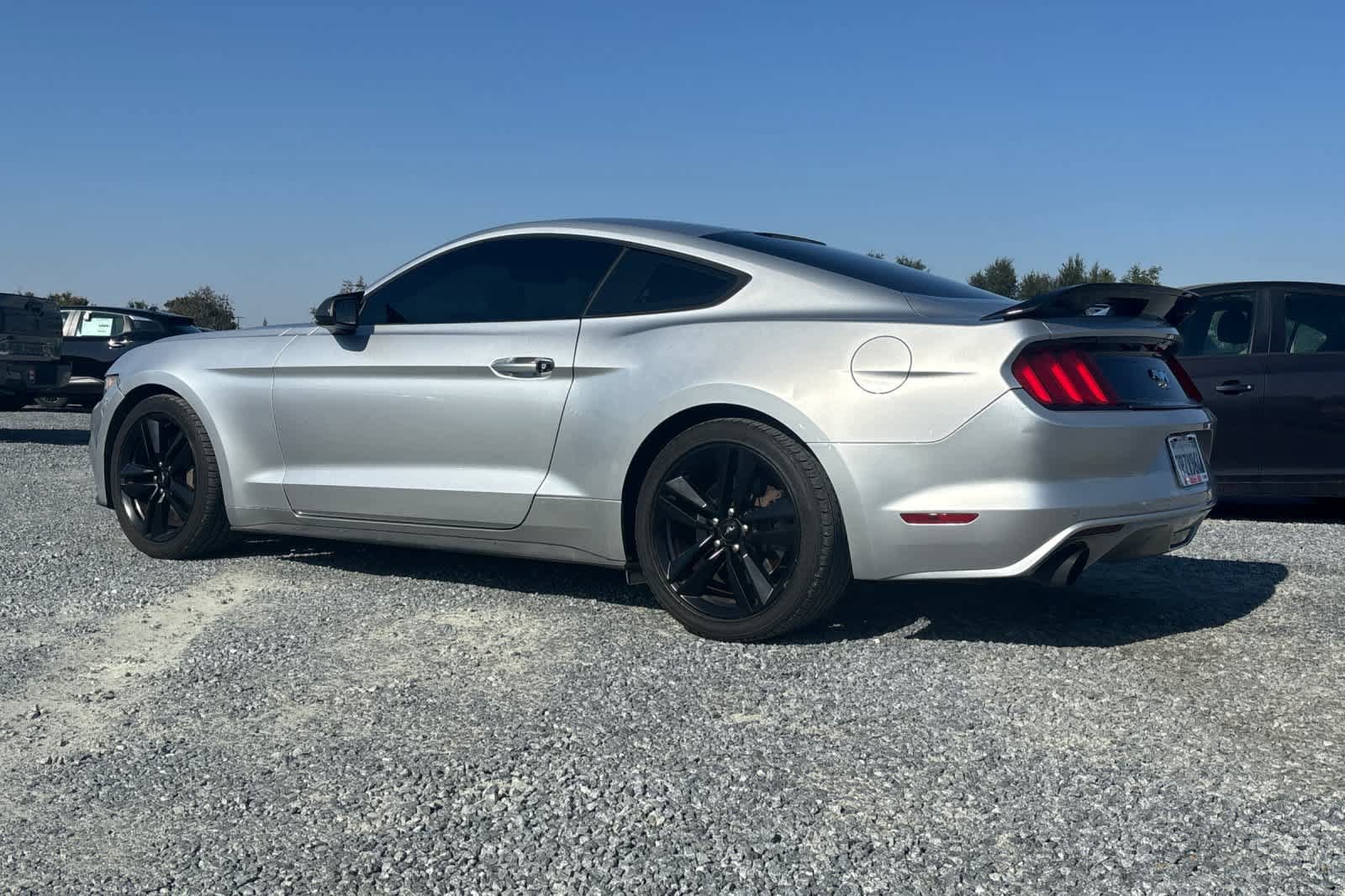 Used 2016 Ford Mustang Coupe w/ Ecoboost Performance Package RWD image 6