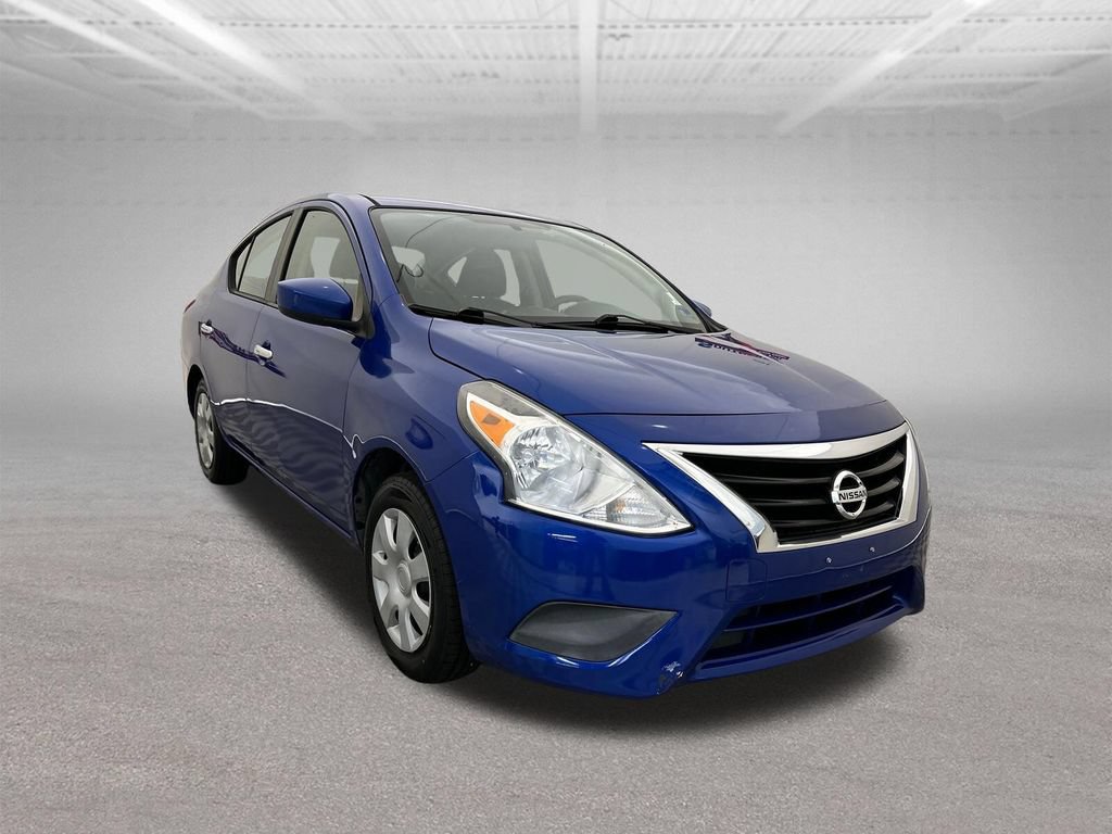 Used 2016 Nissan Versa SV FWD image 8