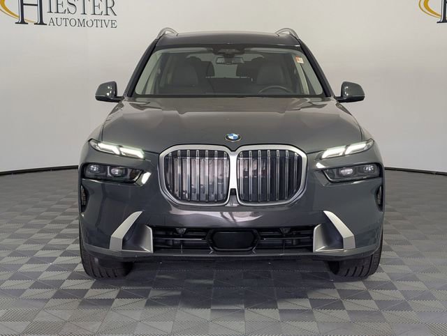 Used 2024 BMW X7 xDrive40i w/ Executive Package AWD/4WD image 3