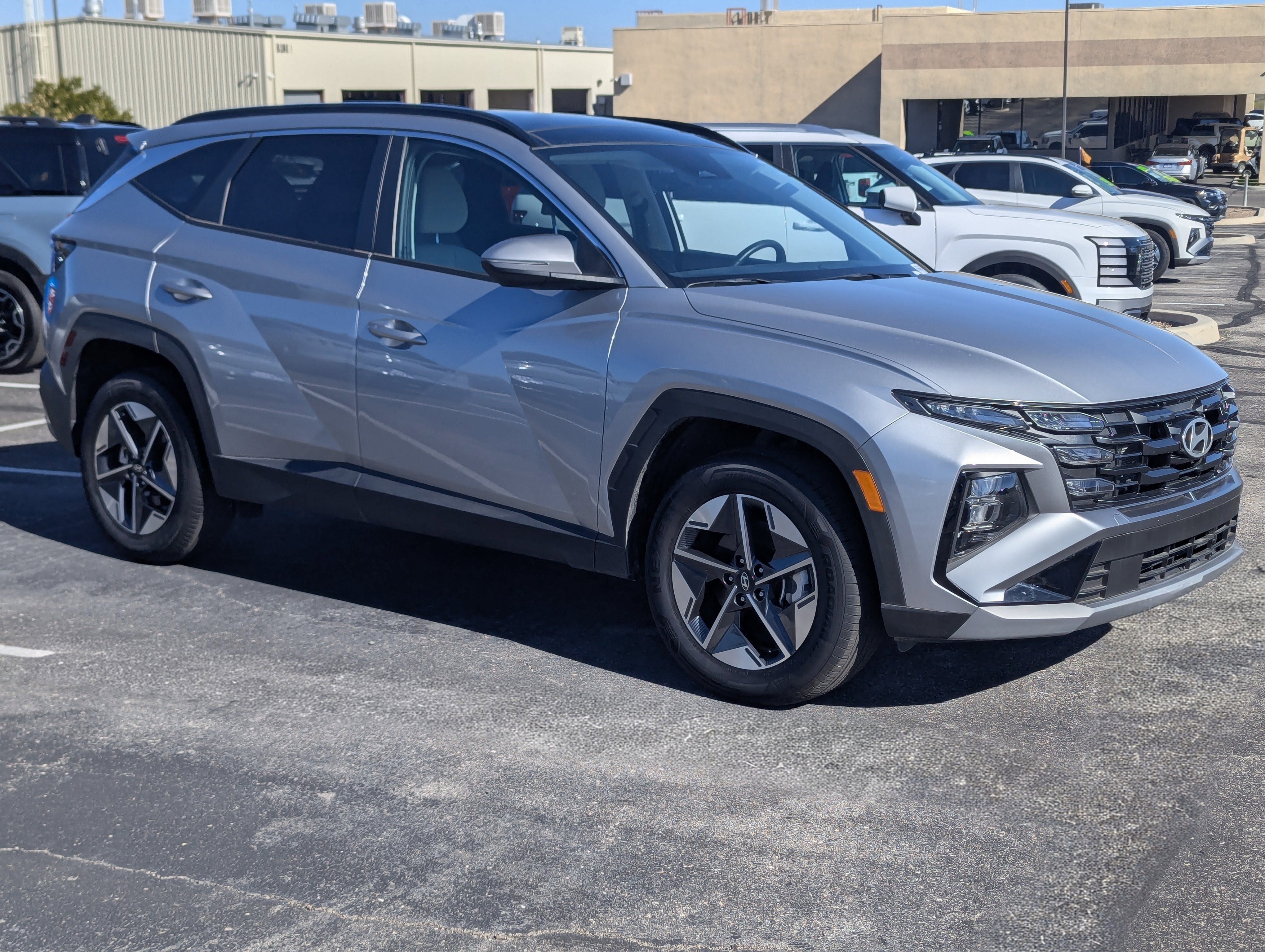 Certified 2025 Hyundai Tucson SEL image 1