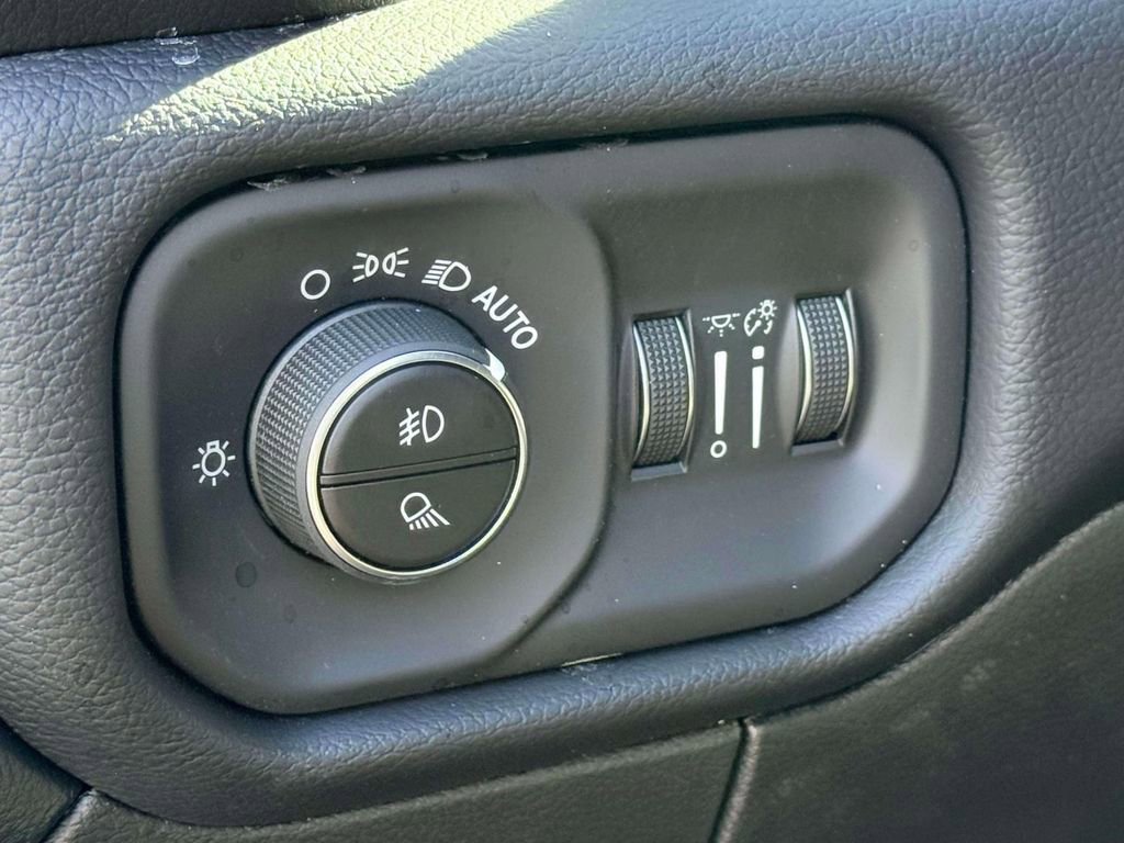 New 2026 RAM 2500 Laramie image 9