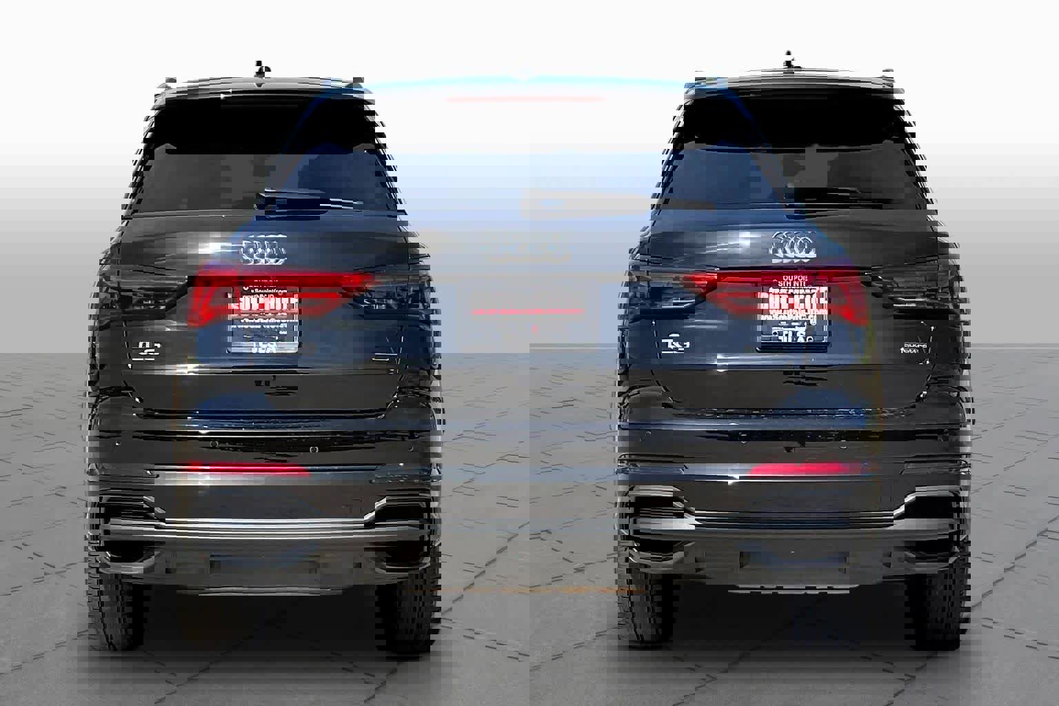 Used 2023 Audi Q3 2.0T Premium Plus w/ Premium Plus Package image 5