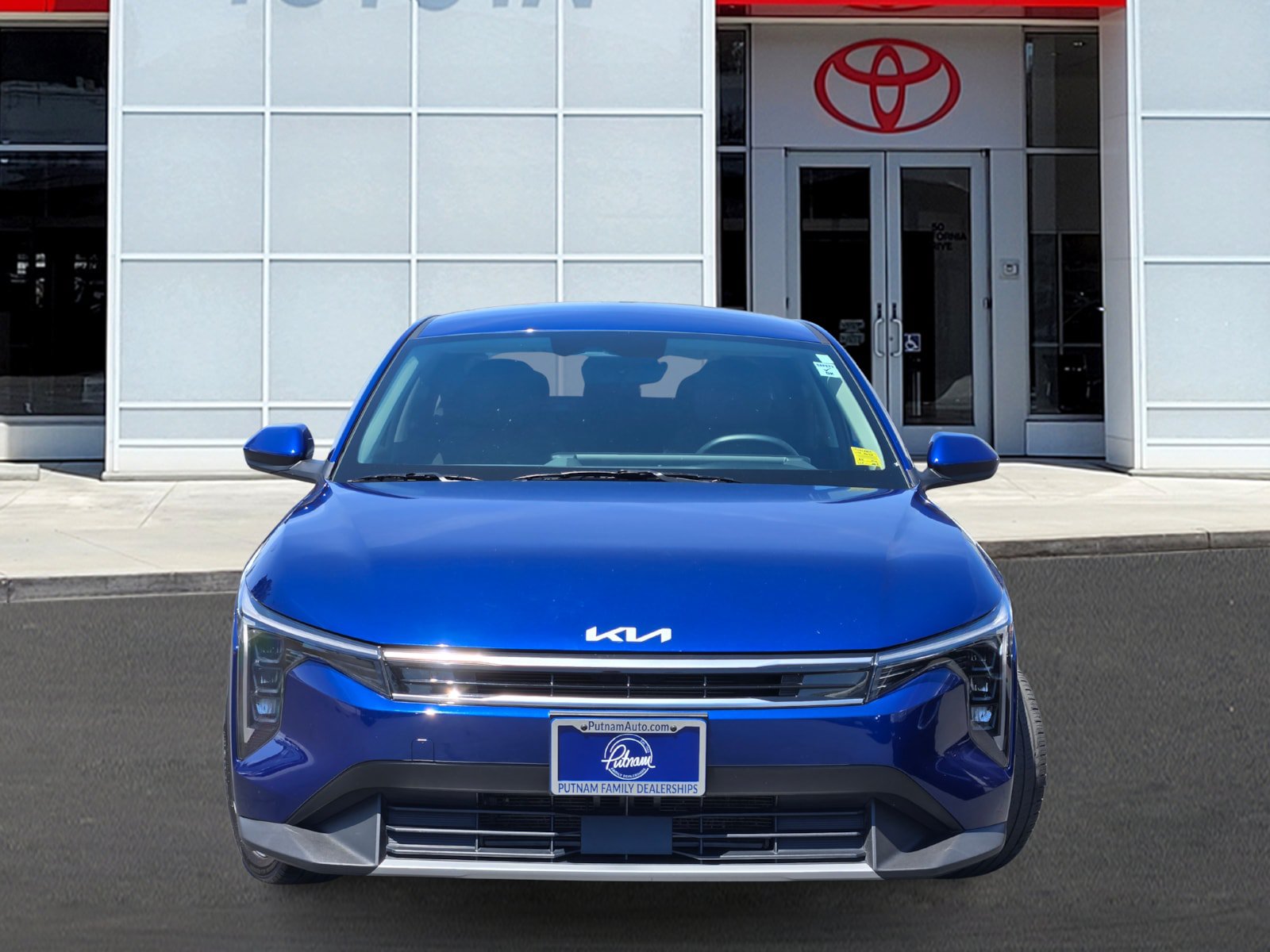 Used 2025 Kia K4 EX FWD image 2