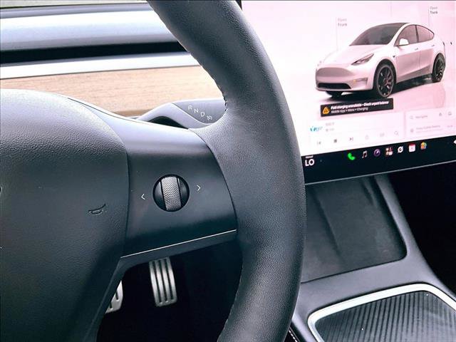 Used 2022 Tesla Model Y Performance AWD/4WD image 19