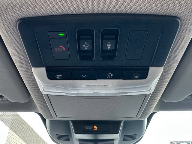 Certified 2023 Nissan Rogue SV w/ SV Premium B Package AWD/4WD image 35