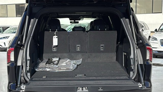 New 2025 Lincoln Navigator L Black Label image 19