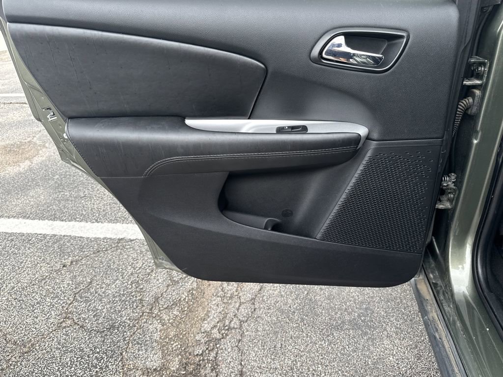 Used 2019 Dodge Journey SE w/ Premium Group FWD image 21