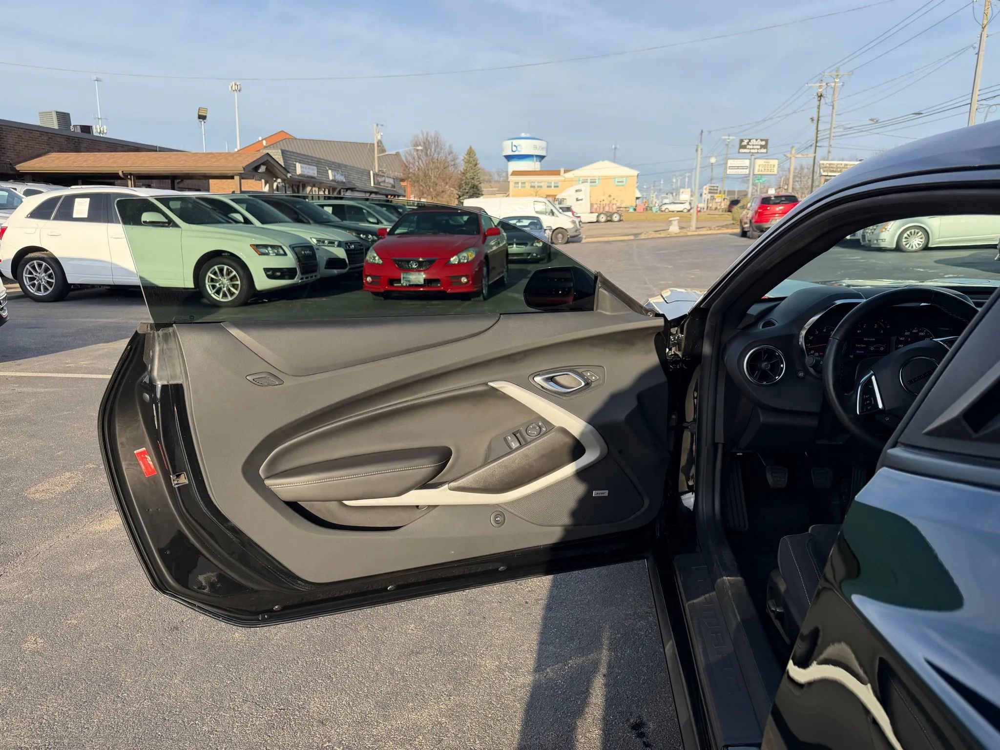 Used 2021 Chevrolet Camaro LT w/ RS Package image 30