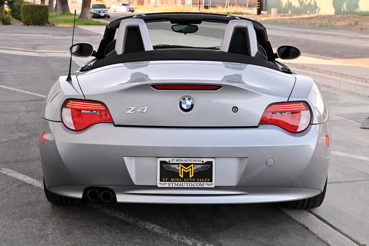Used 2006 BMW Z4 3.0si RWD image 9