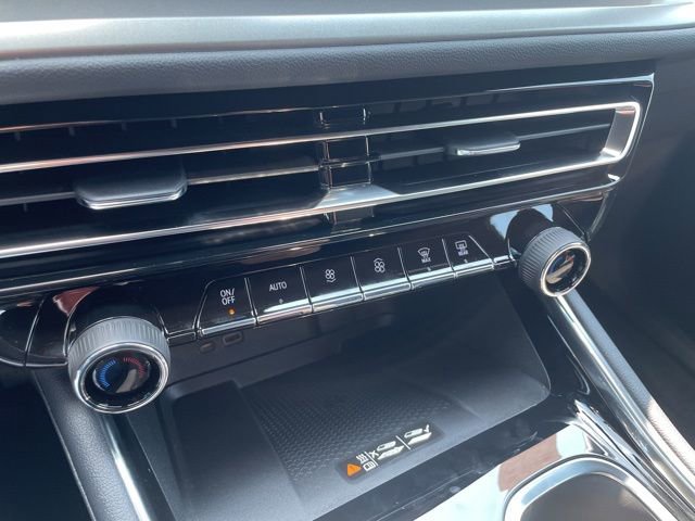 New 2026 Chevrolet Traverse LT w/ Driver Confidence Package image 17