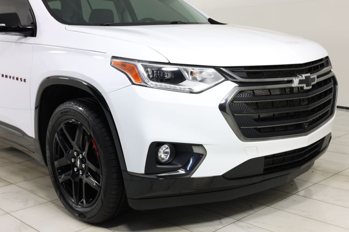 Used 2020 Chevrolet Traverse Premier w/ Redline Edition AWD/4WD image 38