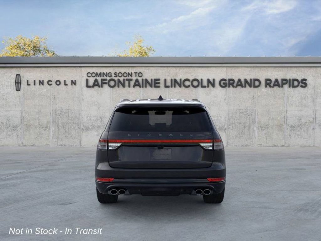 New 2026 Lincoln Aviator Black Label w/ Jet Appearance Package AWD/4WD image 5