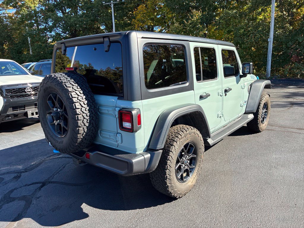 Used 2024 Jeep Wrangler Unlimited AWD/4WD image 7