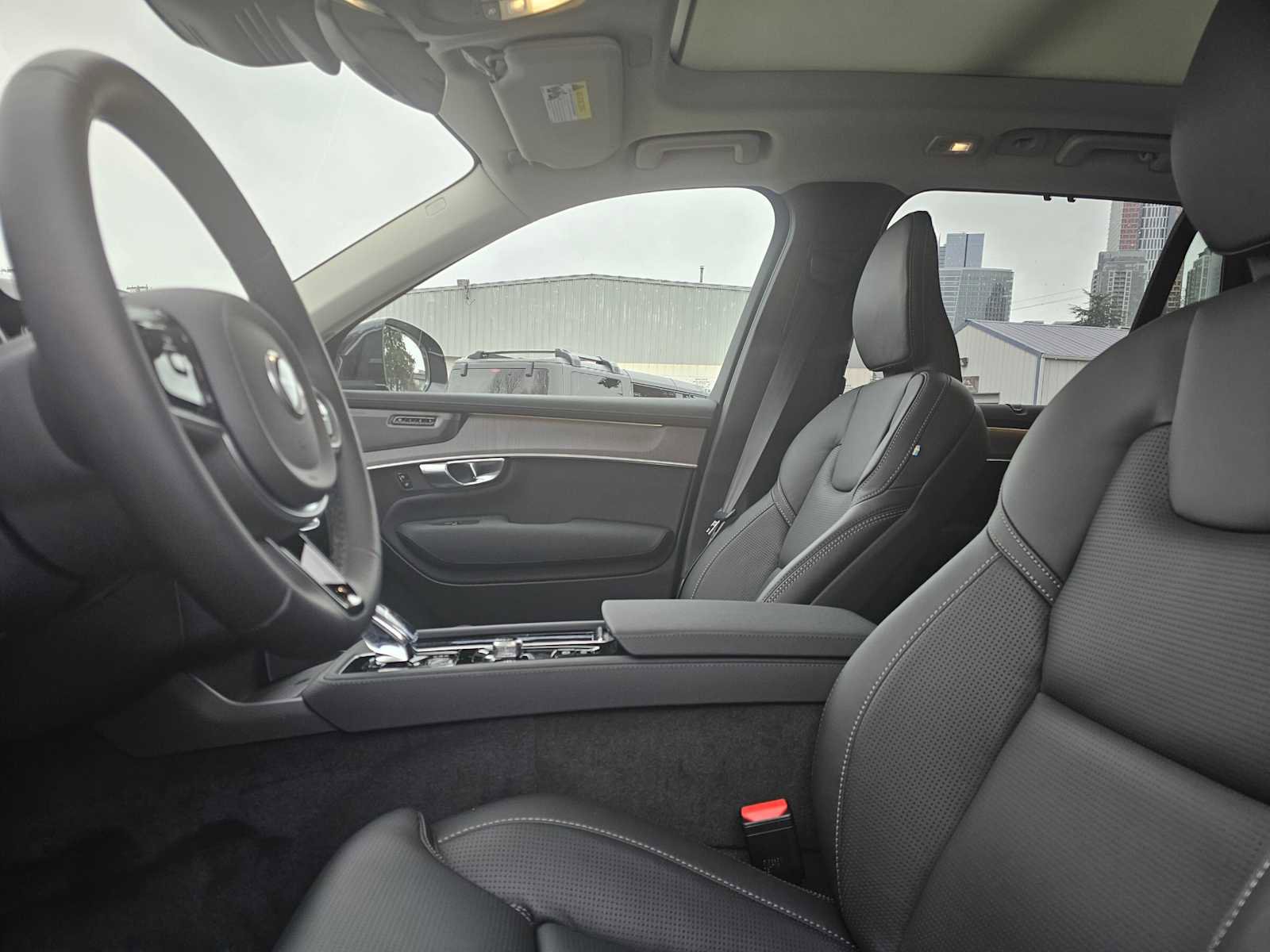 New 2026 Volvo XC90 T8 Ultra w/ Protection Package Premier image 22