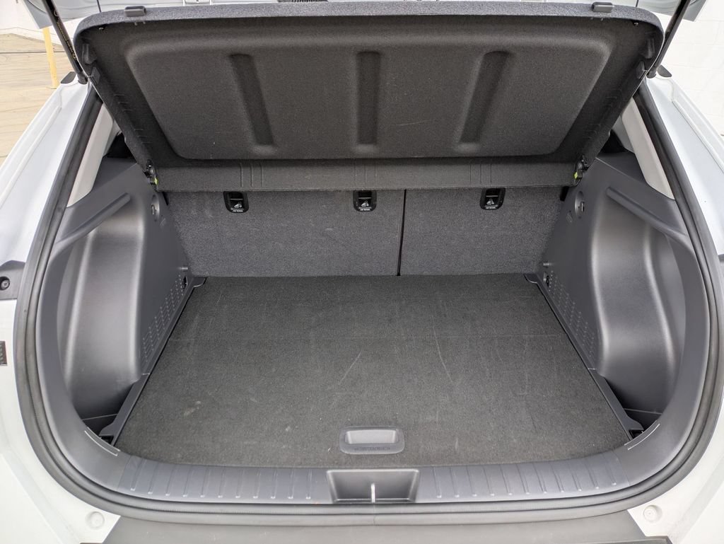 Used 2025 Hyundai Kona SEL FWD image 46