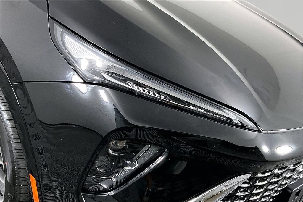 Certified 2024 Buick Envision Avenir AWD/4WD image 29
