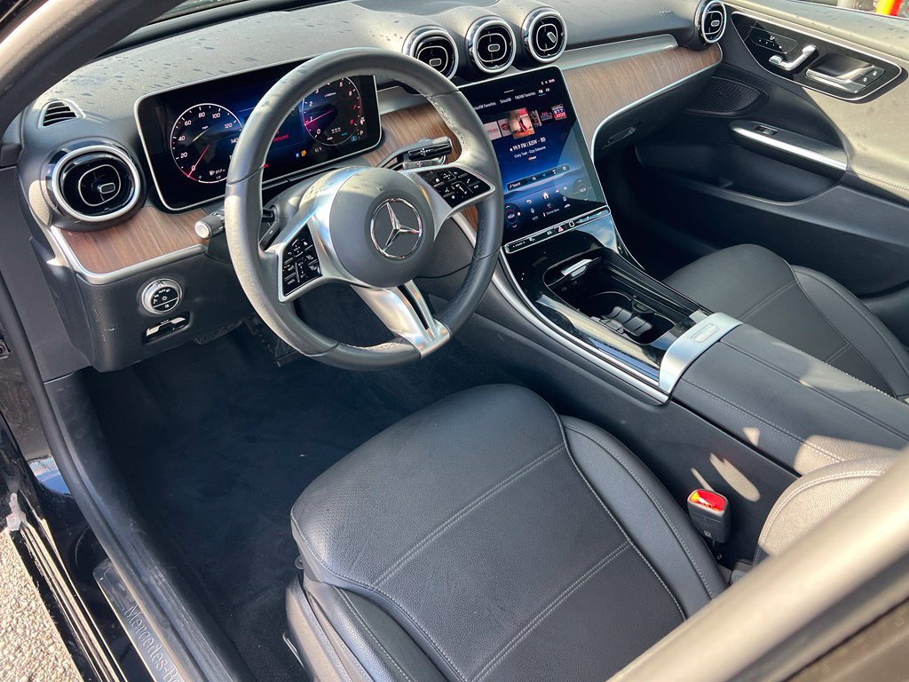 Used 2025 Mercedes-Benz C 300 4MATIC Sedan image 15