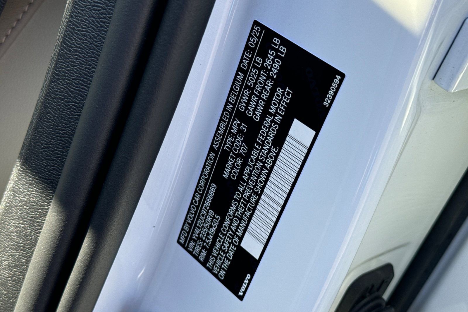 New 2026 Volvo XC40 B5 Plus w/ Protection Package Premier image 25