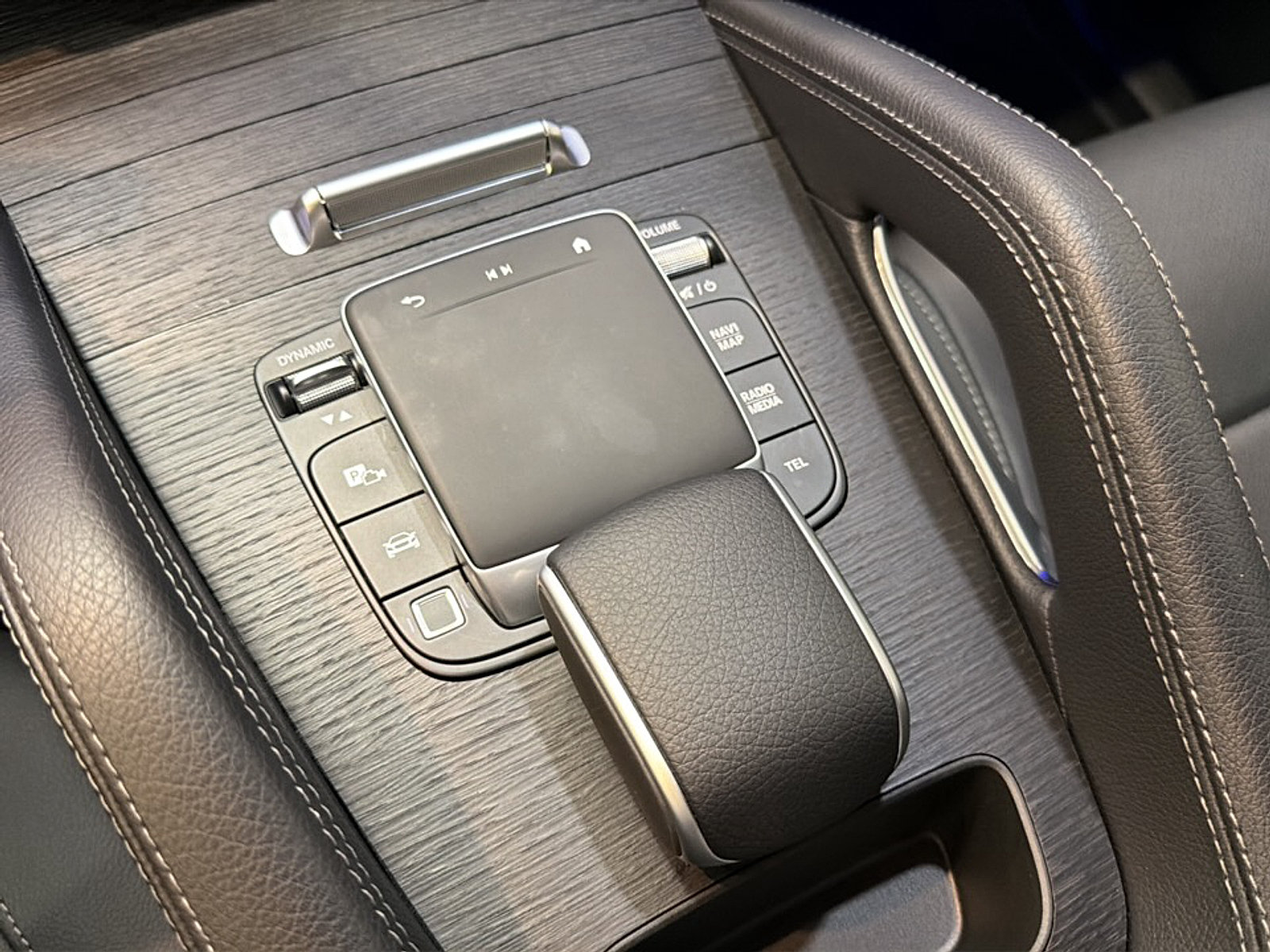 Certified 2026 Mercedes-Benz GLE 450 4MATIC image 18