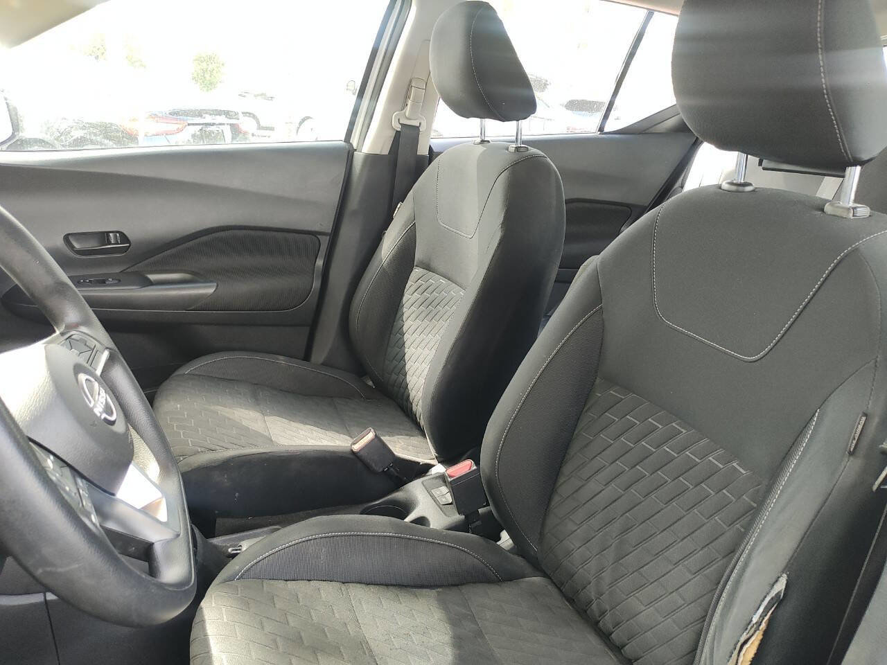 Used 2022 Nissan Kicks S FWD image 30