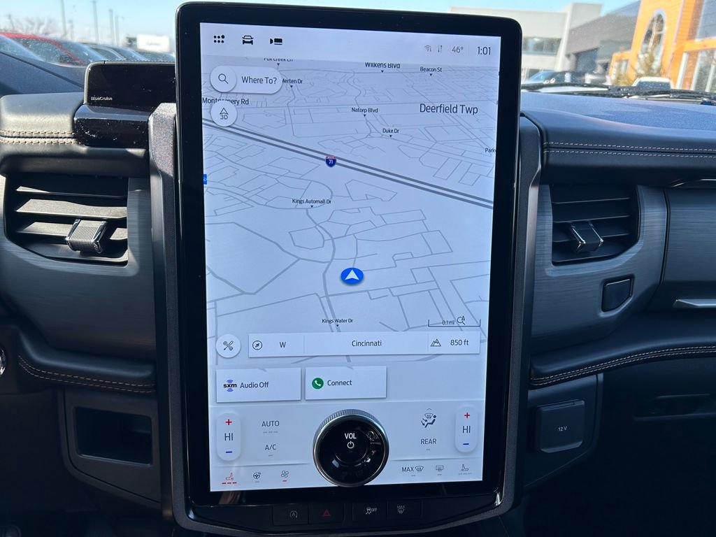 Used 2023 Ford Expedition Platinum image 13