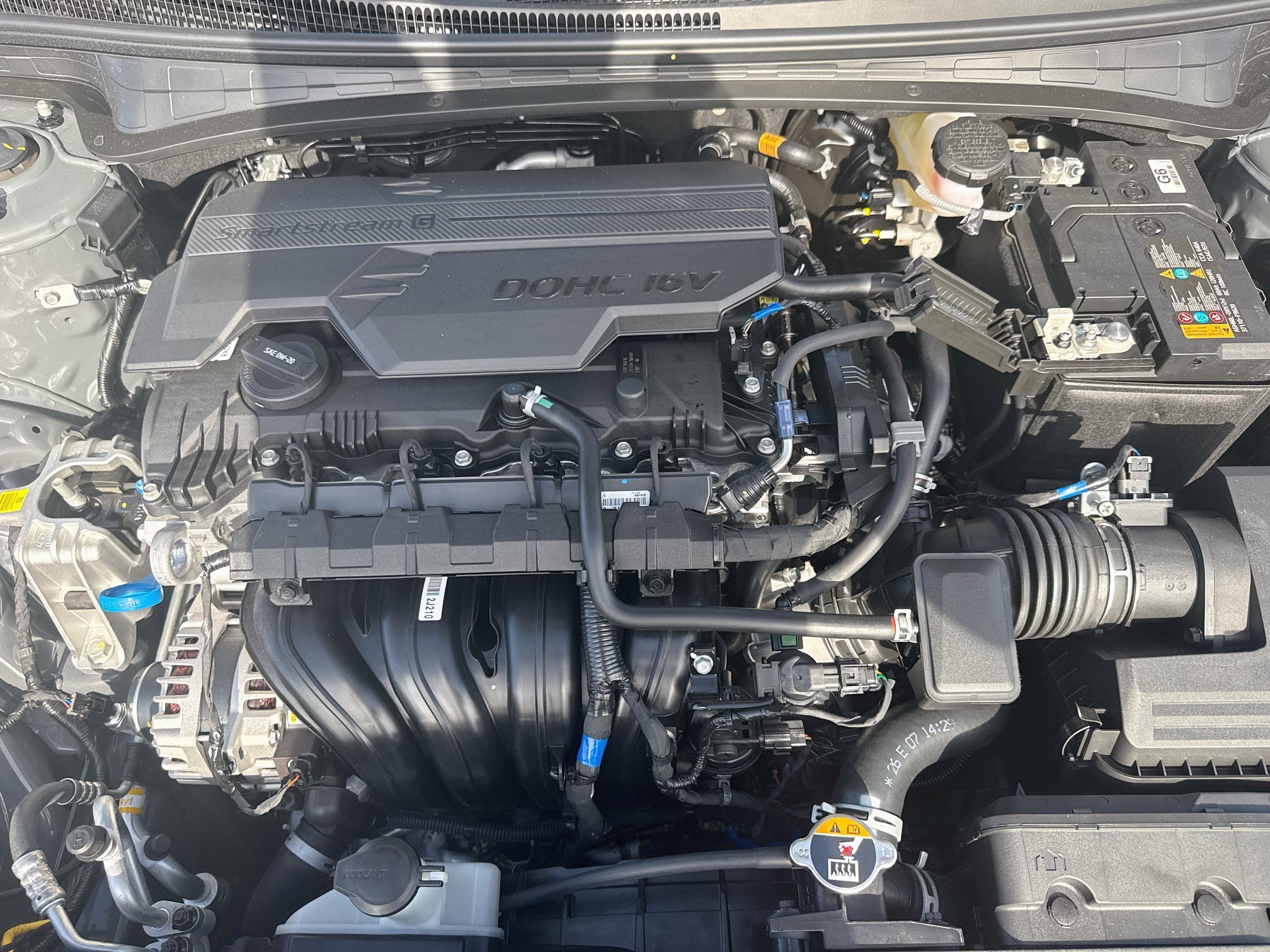 New 2026 Hyundai Elantra Limited FWD image 22