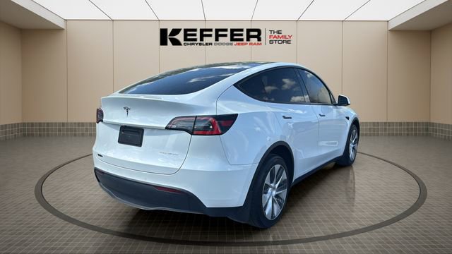 Used 2021 Tesla Model Y Long Range image 5