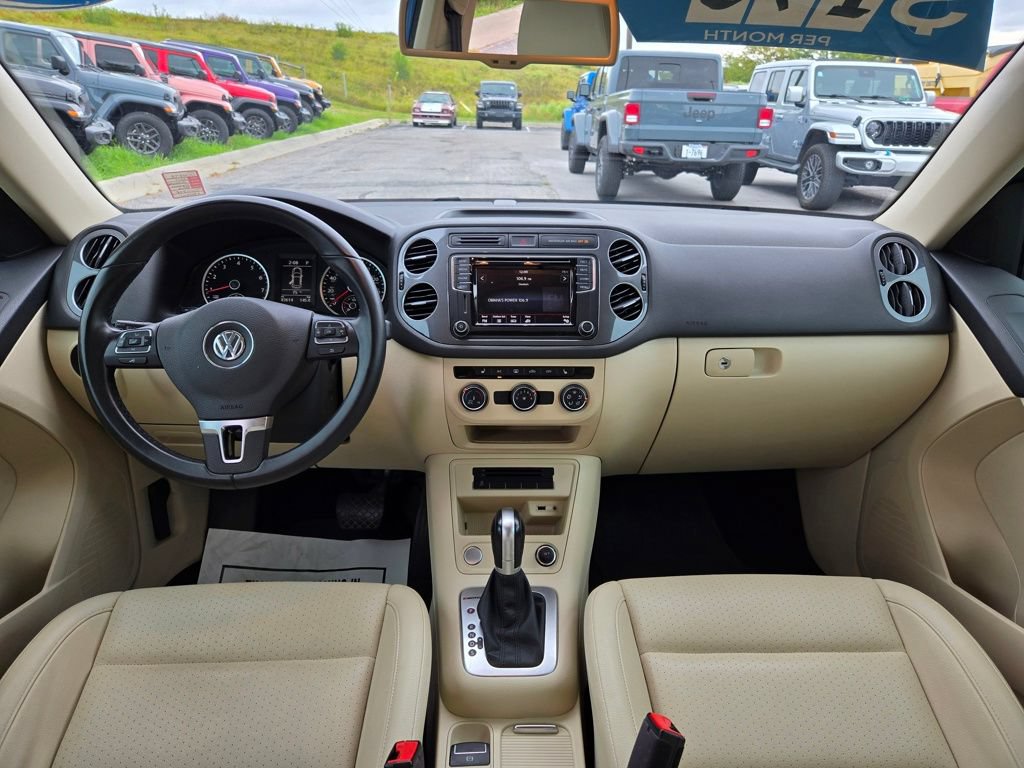 Used 2017 Volkswagen Tiguan S AWD/4WD image 16
