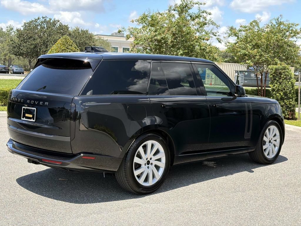 New 2026 Land Rover Range Rover SE AWD/4WD image 5