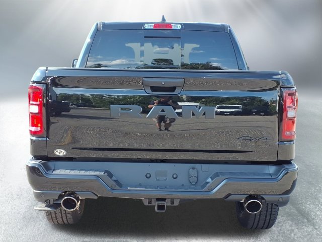 New 2026 RAM 1500 Express AWD/4WD image 7