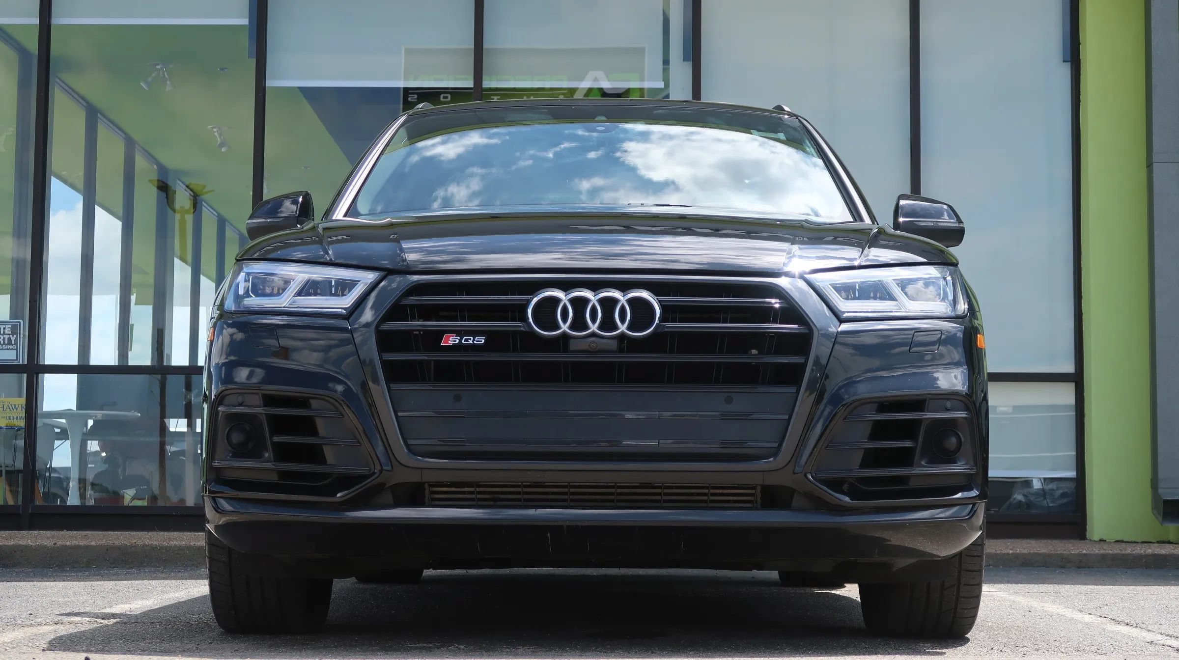 Used 2019 Audi SQ5 Prestige w/ Prestige Package AWD/4WD image 3