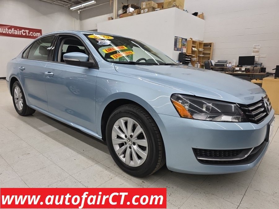 Used 2013 Volkswagen Passat 2.5 S FWD image 1