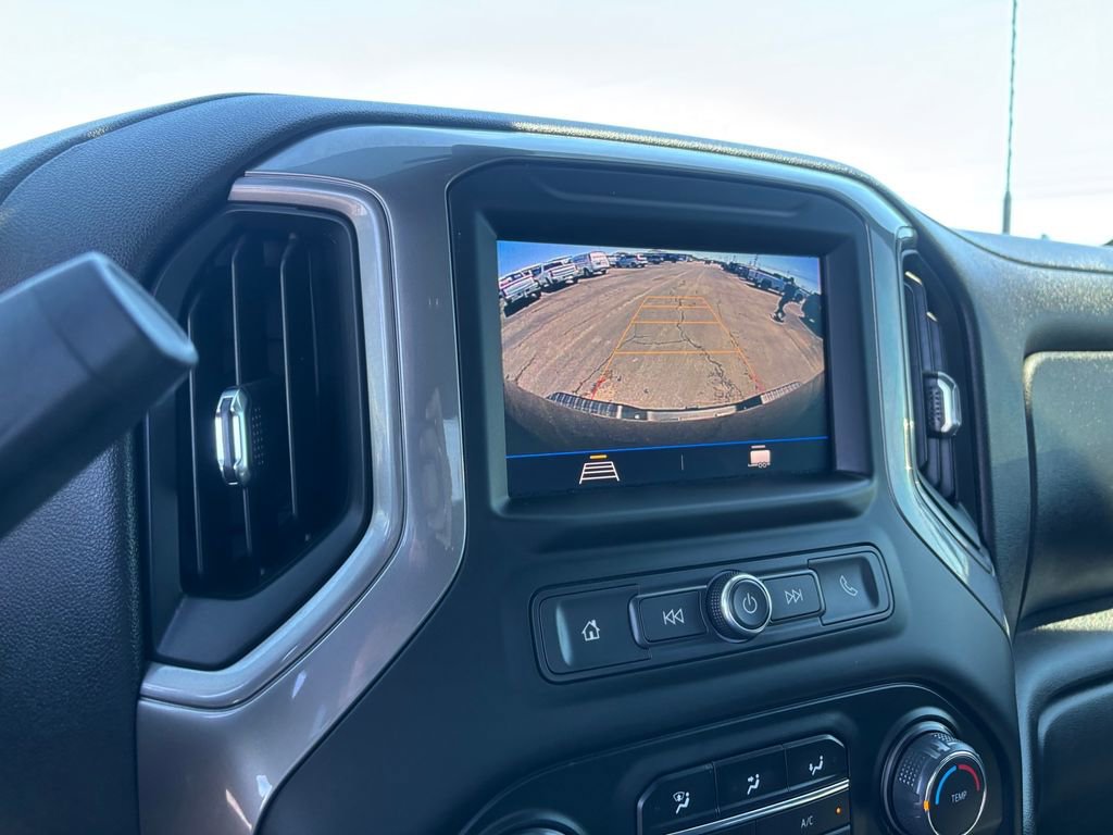 Used 2022 Chevrolet Silverado 2500 Custom w/ Custom Value Package image 18