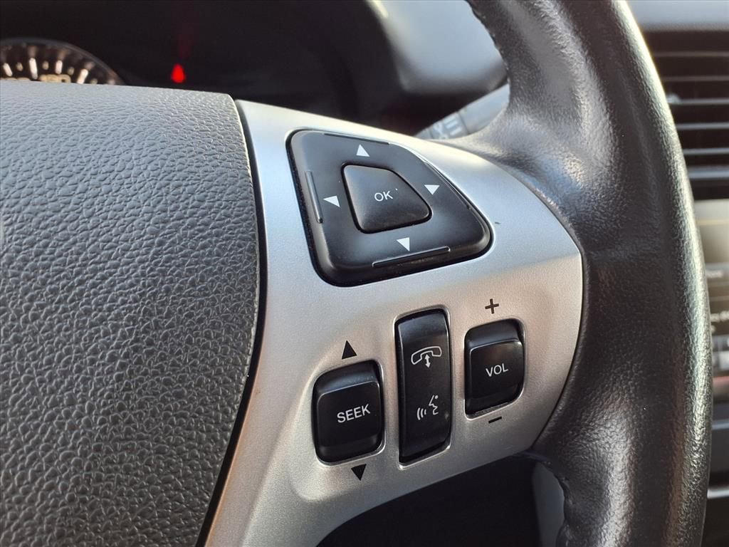 Used 2013 Ford Edge Limited image 24