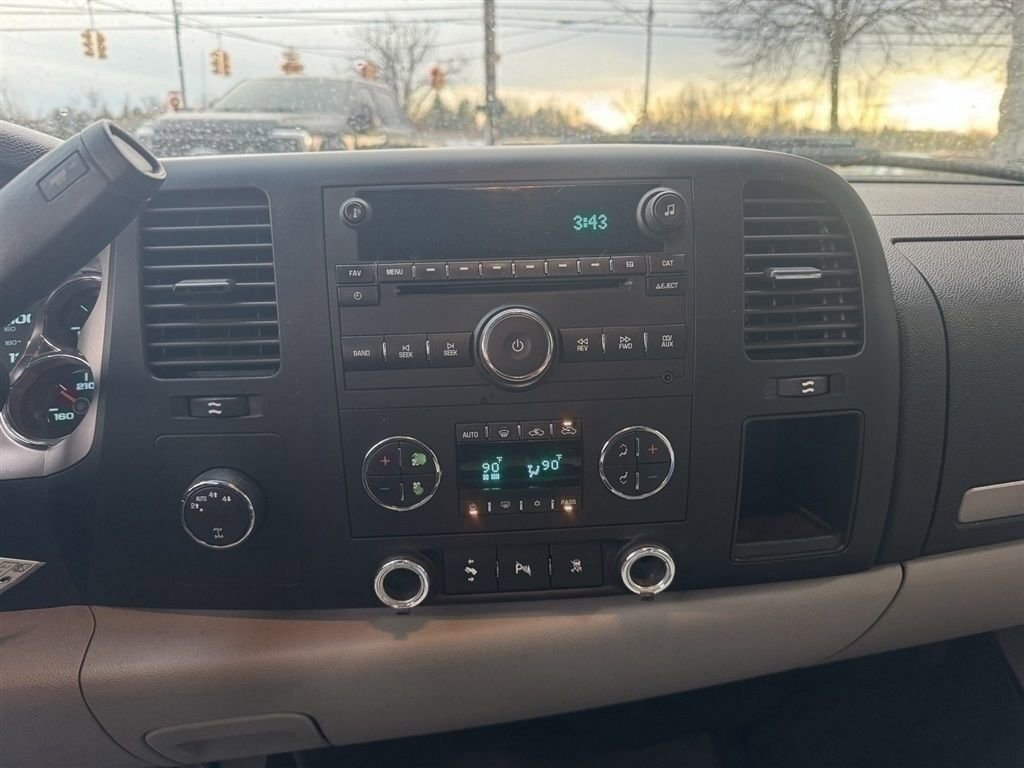 Used 2009 Chevrolet Silverado 1500 LT w/ Power Pack Plus image 17